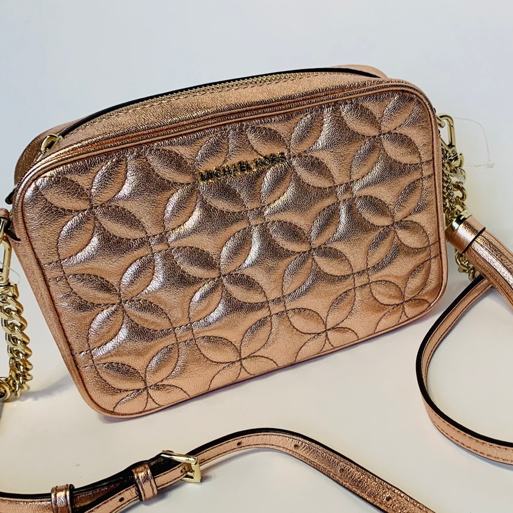 MK  🎉Host pick 🎉 Camera Crossbody Bag Rose Gold - Picture 5 of 8